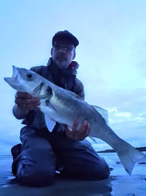 Single Hooks - Lure Fishing for Bass