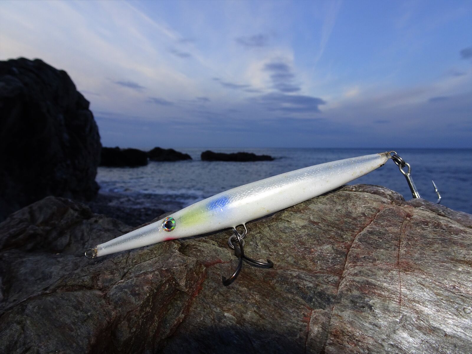 Rattle or no rattle in white senkos for night fishing? Wednesday